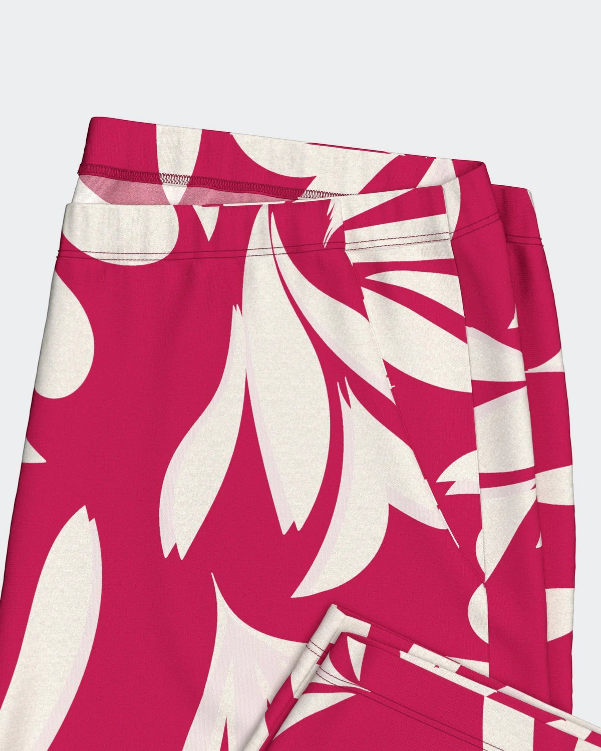Maison Sarava women's pink and cream floral print lyocell lounge set with capri pants and short sleeve top.